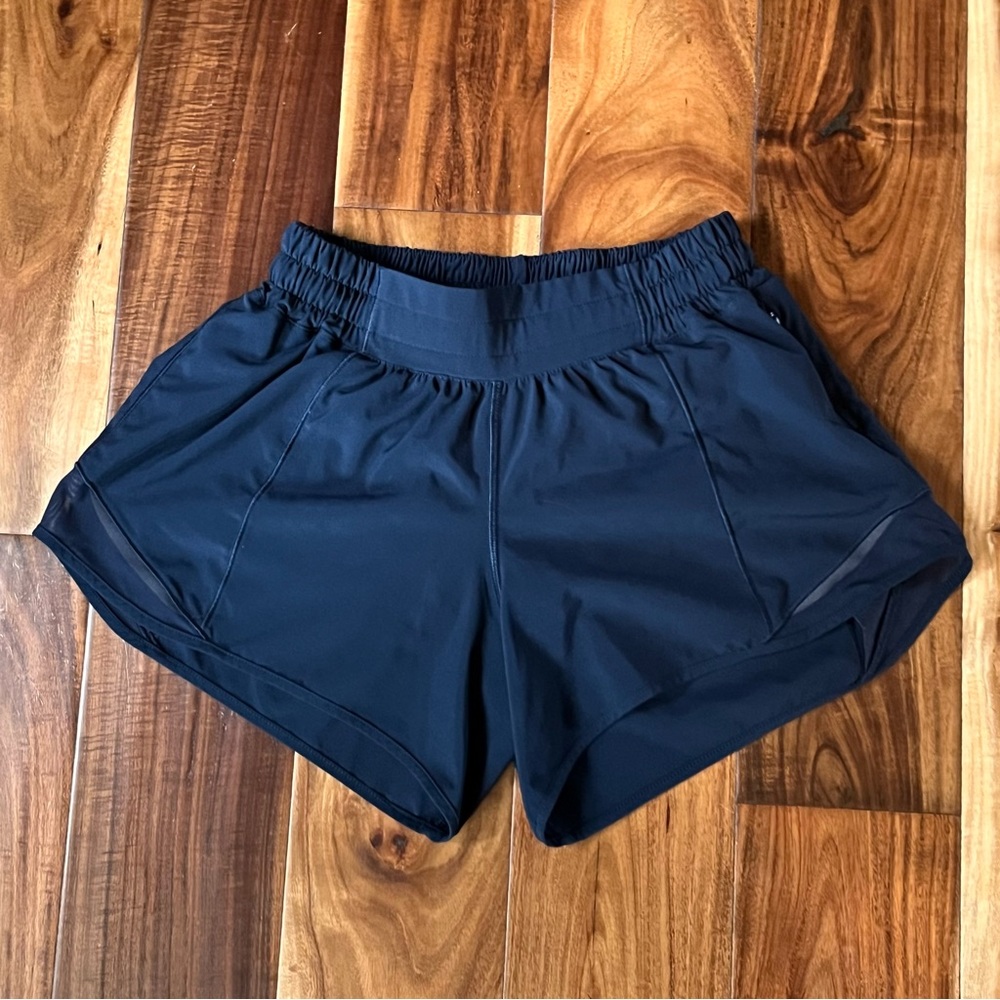 Lululemon Inkwell Hotty Hot 4” Low-rise Shorts